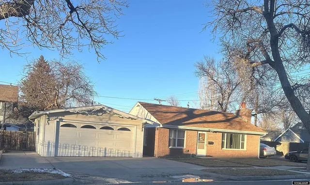 $425,000 | 100 East 23rd Avenue, Torrington, WY 82240