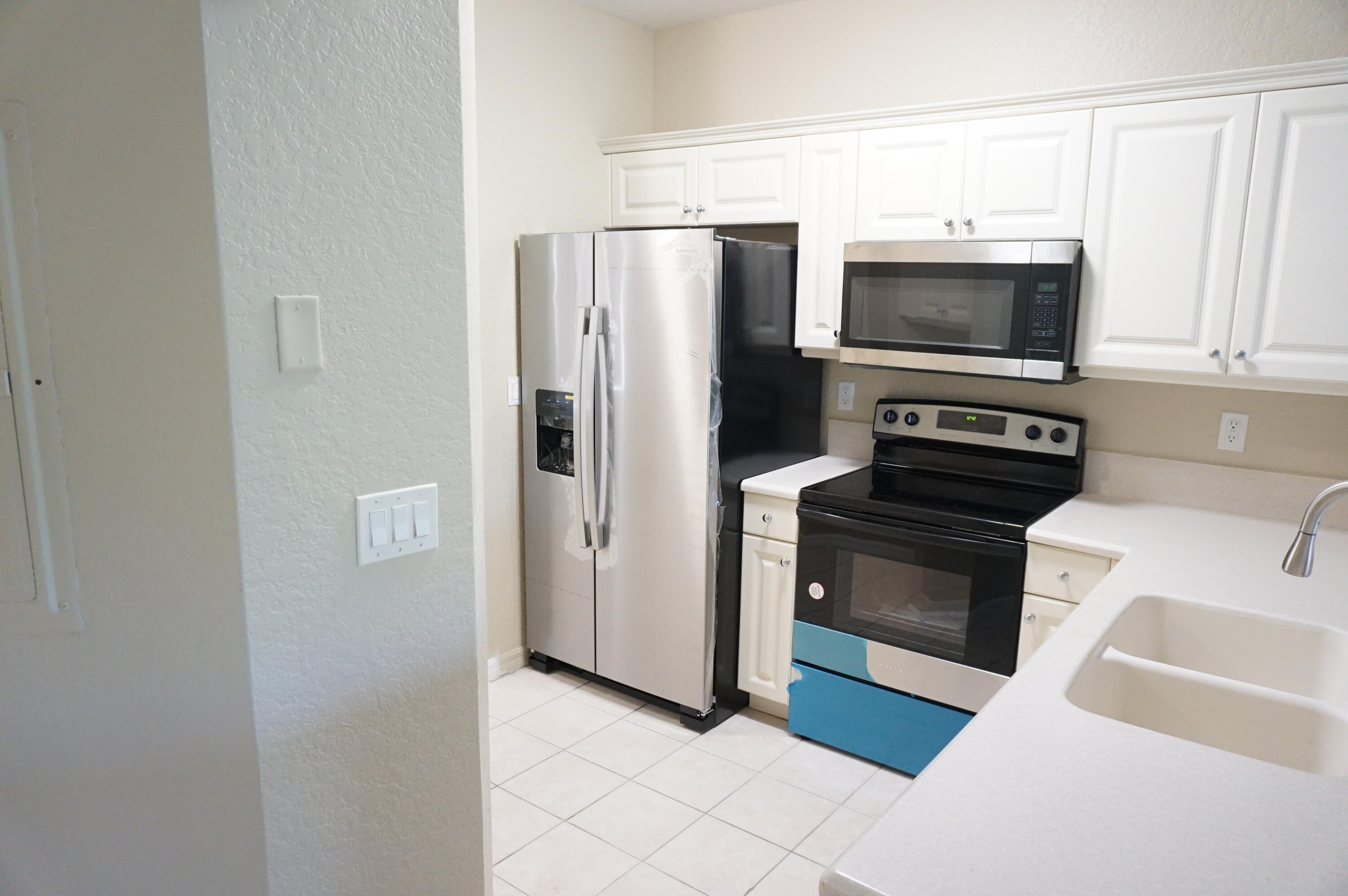 3544 Oleander Terrace Riviera Beach, FL 33404 - Photo 2 of 26 DSC06666