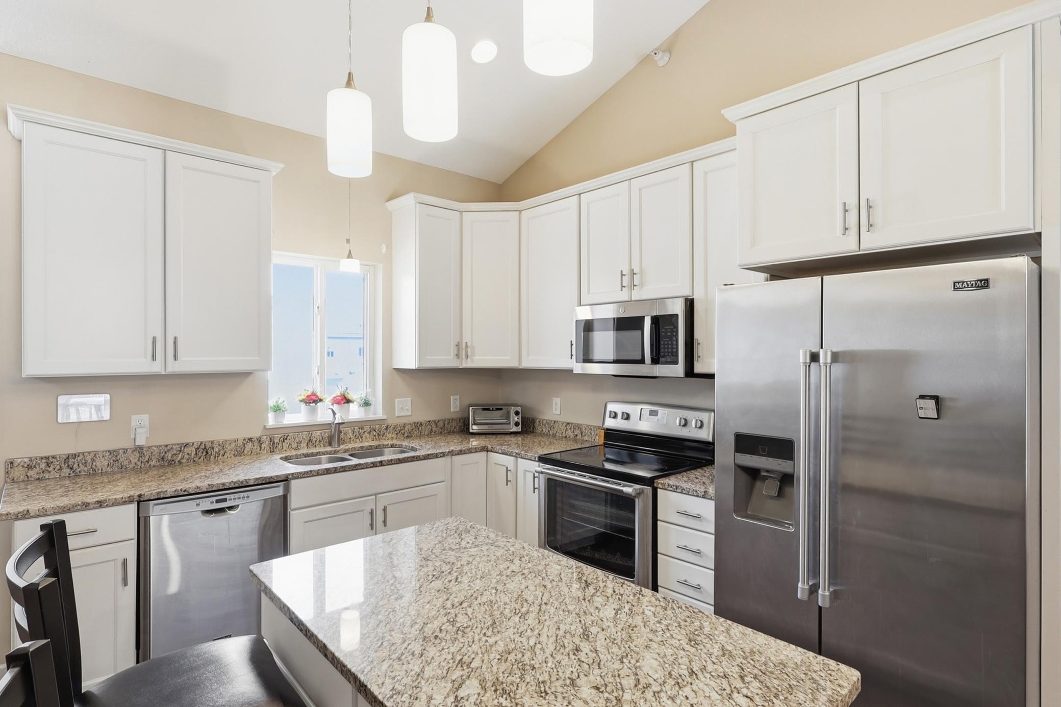 4224 Rymark Court Shakopee, MN 55379 - Photo 3 of 19