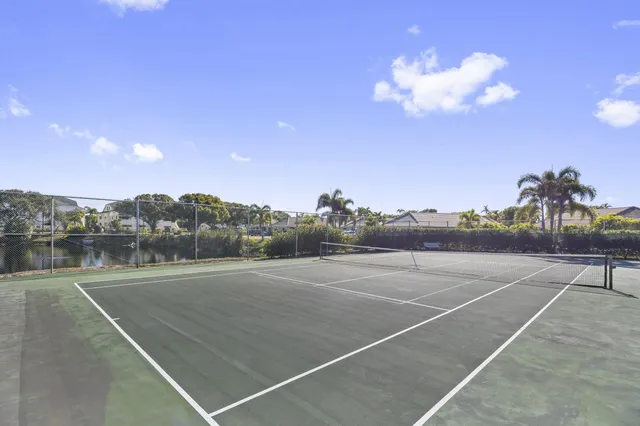 $749,000 | 1127 East Seminole Avenue, Unit 24B, Jupiter, FL 33477