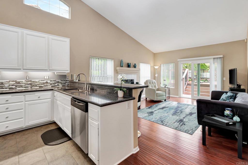 1205 Rancho Pacifica Place Vista, CA 92084 - Photo 17 of 42