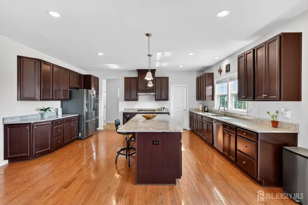 $6,000 | 40 Gina Drive, Allentown, NJ 08501