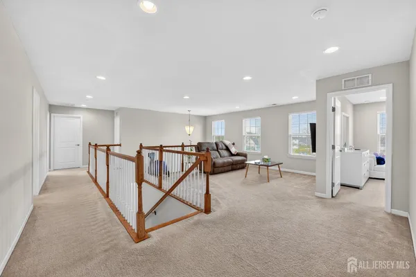 $6,000 | 40 Gina Drive, Allentown, NJ 08501