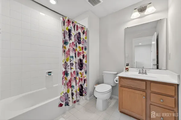 $6,000 | 40 Gina Drive, Allentown, NJ 08501