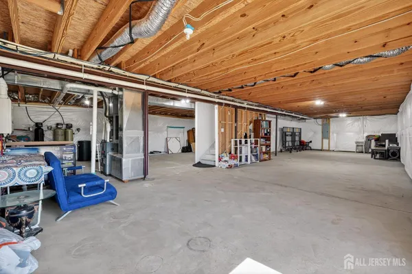 $6,000 | 40 Gina Drive, Allentown, NJ 08501