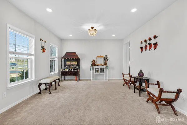 $6,000 | 40 Gina Drive, Allentown, NJ 08501