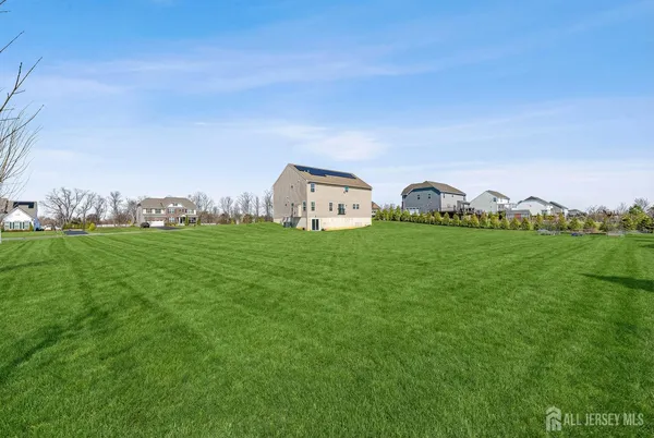 $6,000 | 40 Gina Drive, Allentown, NJ 08501