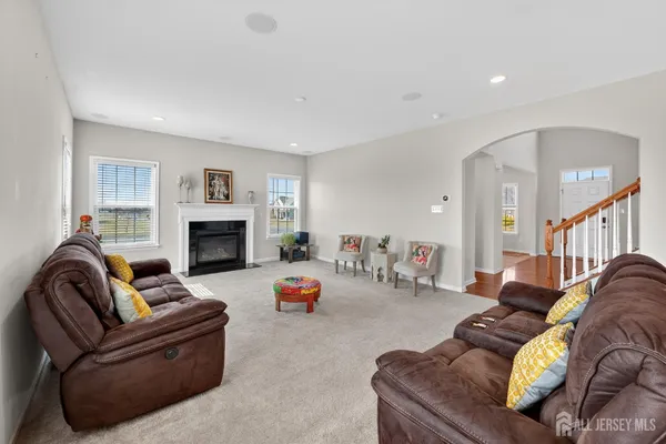 $6,000 | 40 Gina Drive, Allentown, NJ 08501