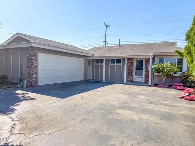 a view of a house with a outdoor space