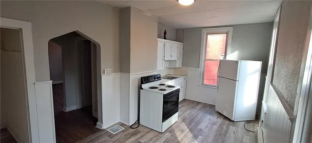 $700 | 1506.5 Jules Street, Unit 1506 1/2, St. Joseph, MO 64501