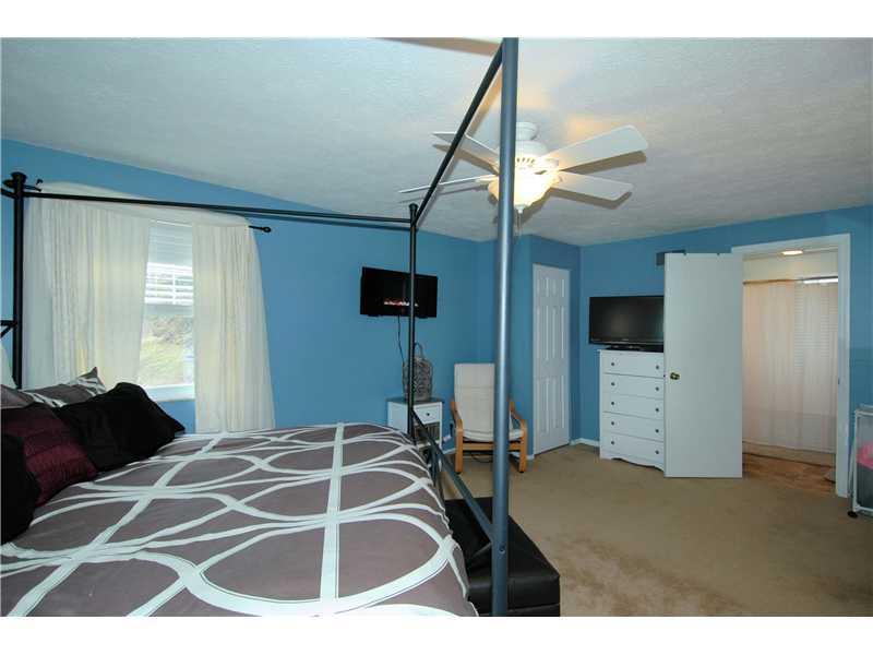 1209 Hazlett Road Pittsburgh, PA 15237 - Photo 13 of 21 Master Bedroom.