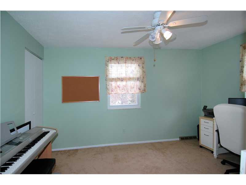 1209 Hazlett Road Pittsburgh, PA 15237 - Photo 15 of 21 Bedroom. Second bedroom with two closets!