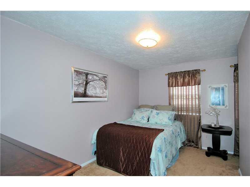 1209 Hazlett Road Pittsburgh, PA 15237 - Photo 17 of 21 Bedroom. Fourth bedroom with ample closet space.