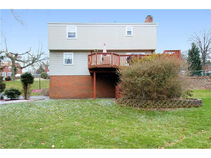 1209 Hazlett Road Pittsburgh, PA 15237 - Photo 20 of 21 Exterior Back.