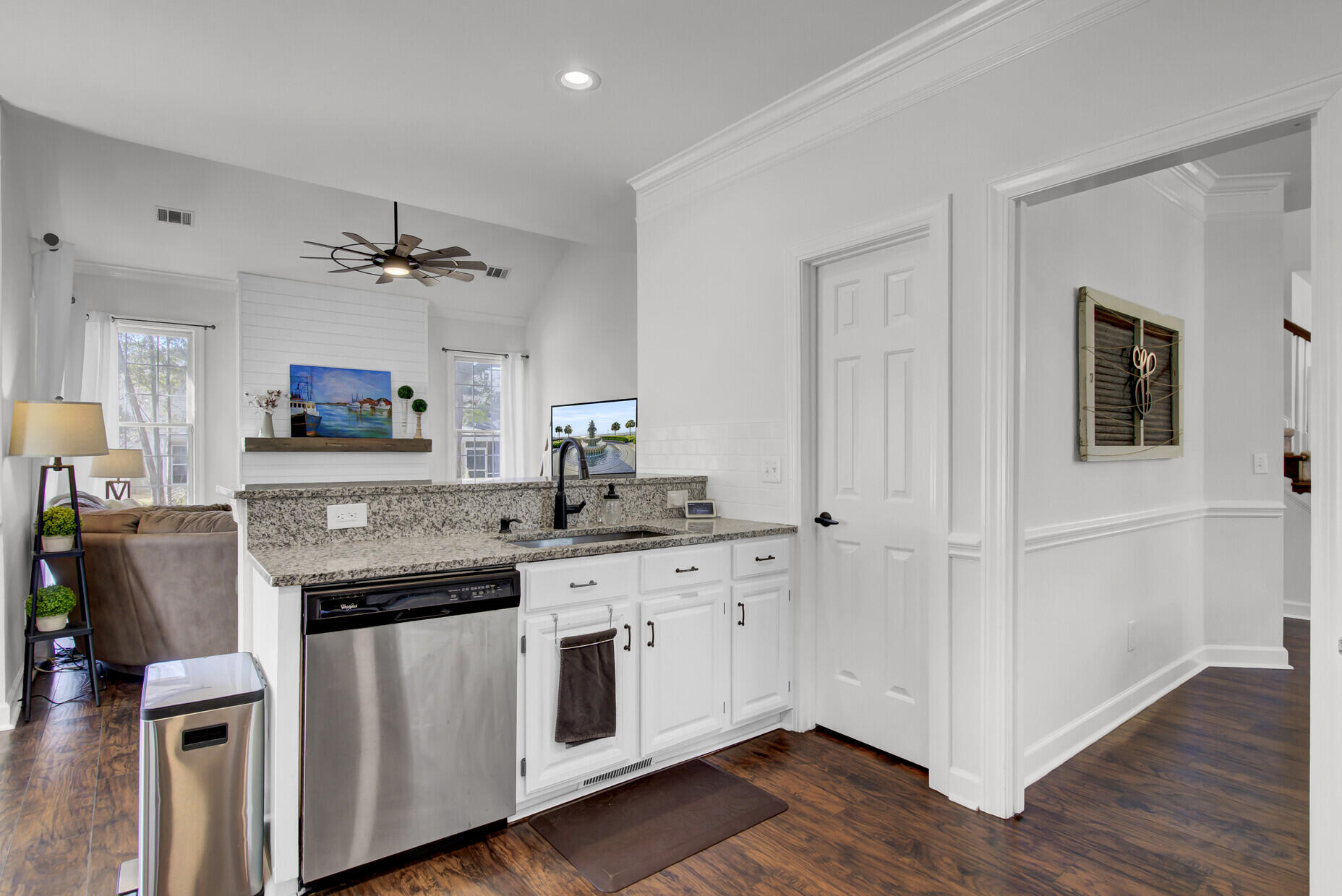3111 Linksland Road Mount Pleasant, SC 29466 - Photo 14 of 51 Kitchen