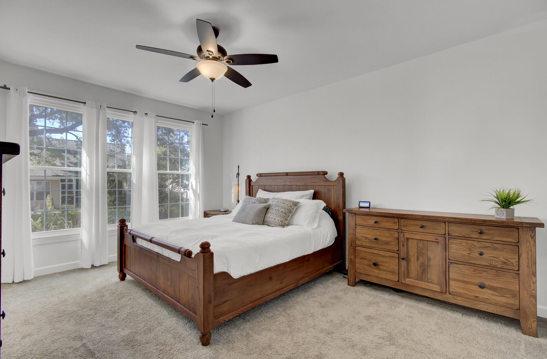3111 Linksland Road Mount Pleasant, SC 29466 - Photo 17 of 51 Primary Bedroom