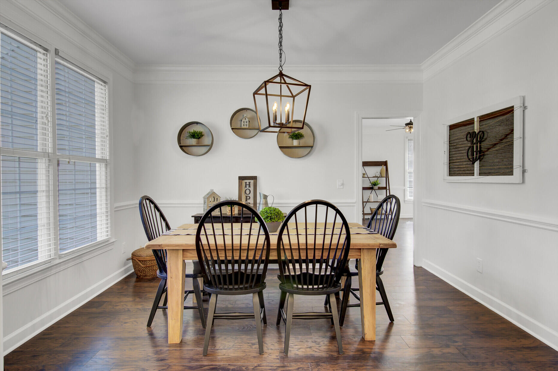 3111 Linksland Road Mount Pleasant, SC 29466 - Photo 10 of 51 Foyer/Dining