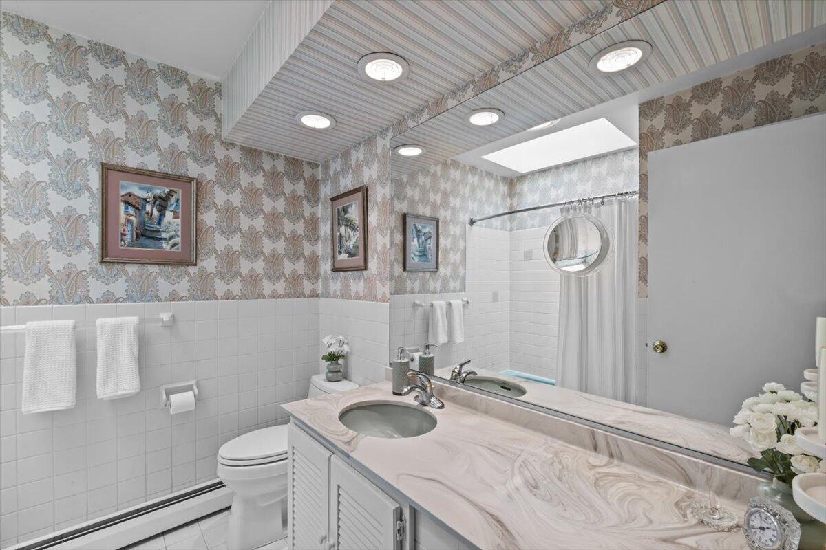 1682 Totts Gap Road Stroudsburg, PA 18360 - Photo 21 of 34 Hall Bath