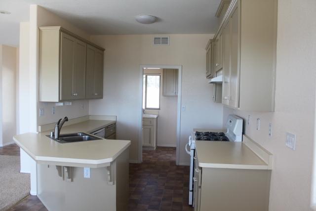 24941 Sunset Way Tehachapi, CA 93561 - Photo 11 of 57 Gallery Image 11