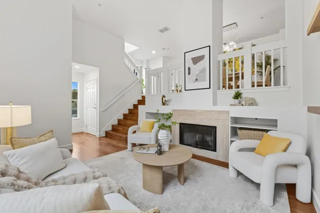 $1,299,000 | 7 Chart Lane, Redwood City, CA 94065