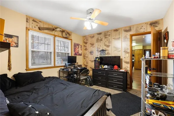 $299,500 | 2008 East 15th Street, Sedalia, MO 65301
