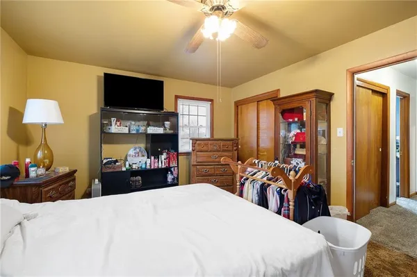 $299,500 | 2008 East 15th Street, Sedalia, MO 65301