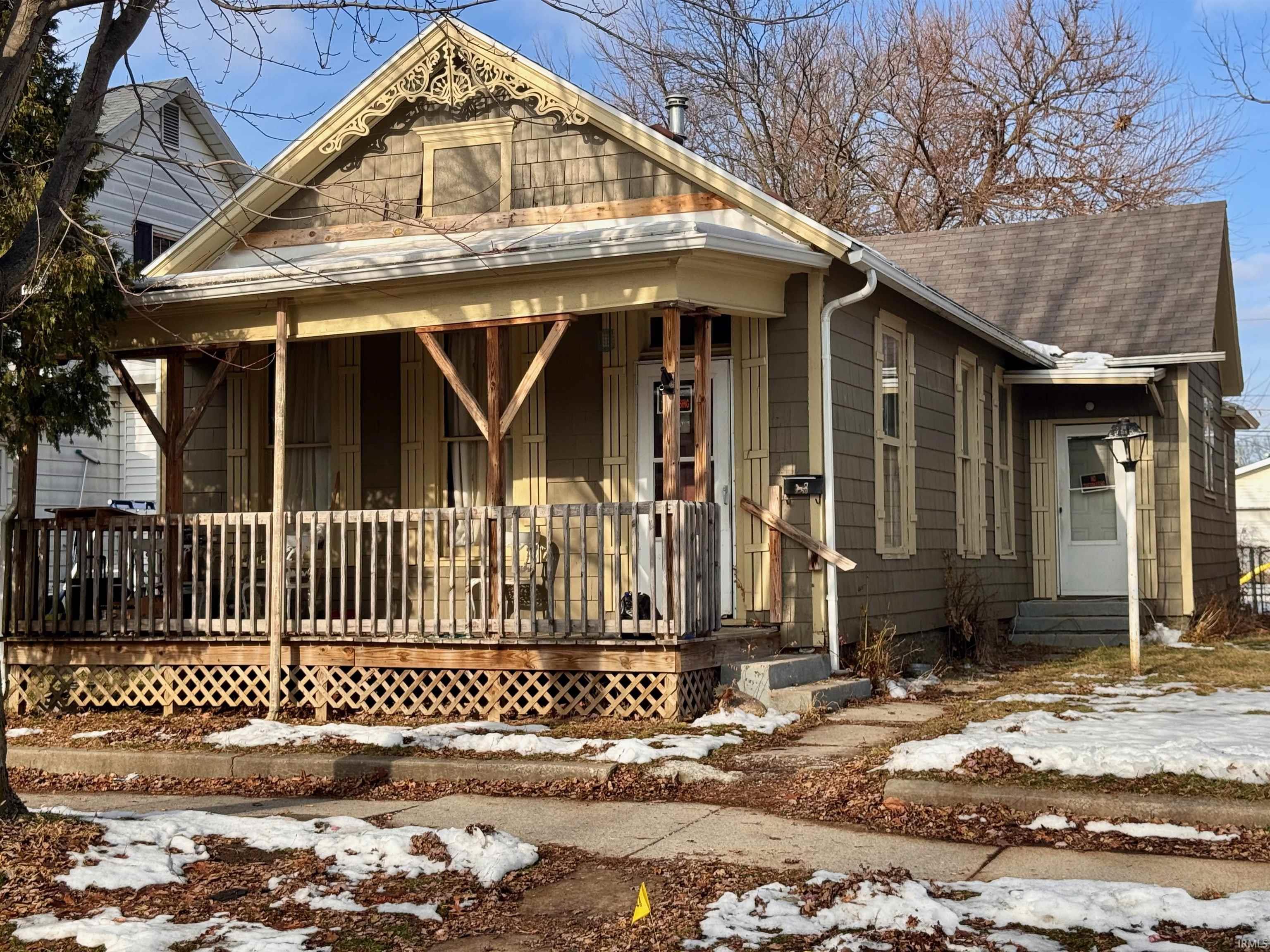 216 3rd Street Fort Wayne, IN 46808 - Photo 1 of 2