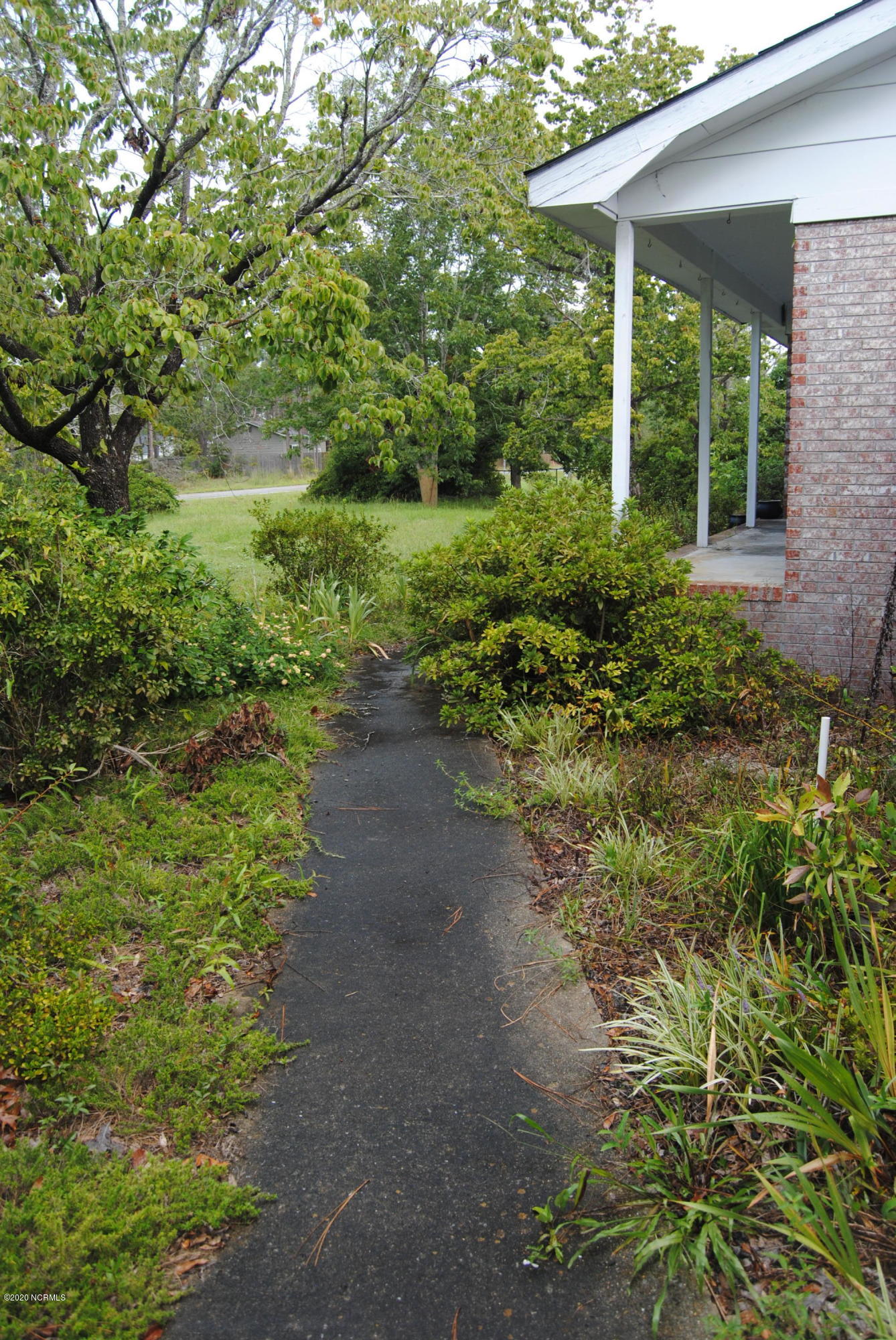 2164 East Boiling Spring Road Southport, NC 28461 - Photo 14 of 27 AC144832-1F41-4168-94CC-6CFFDD4CA2E1