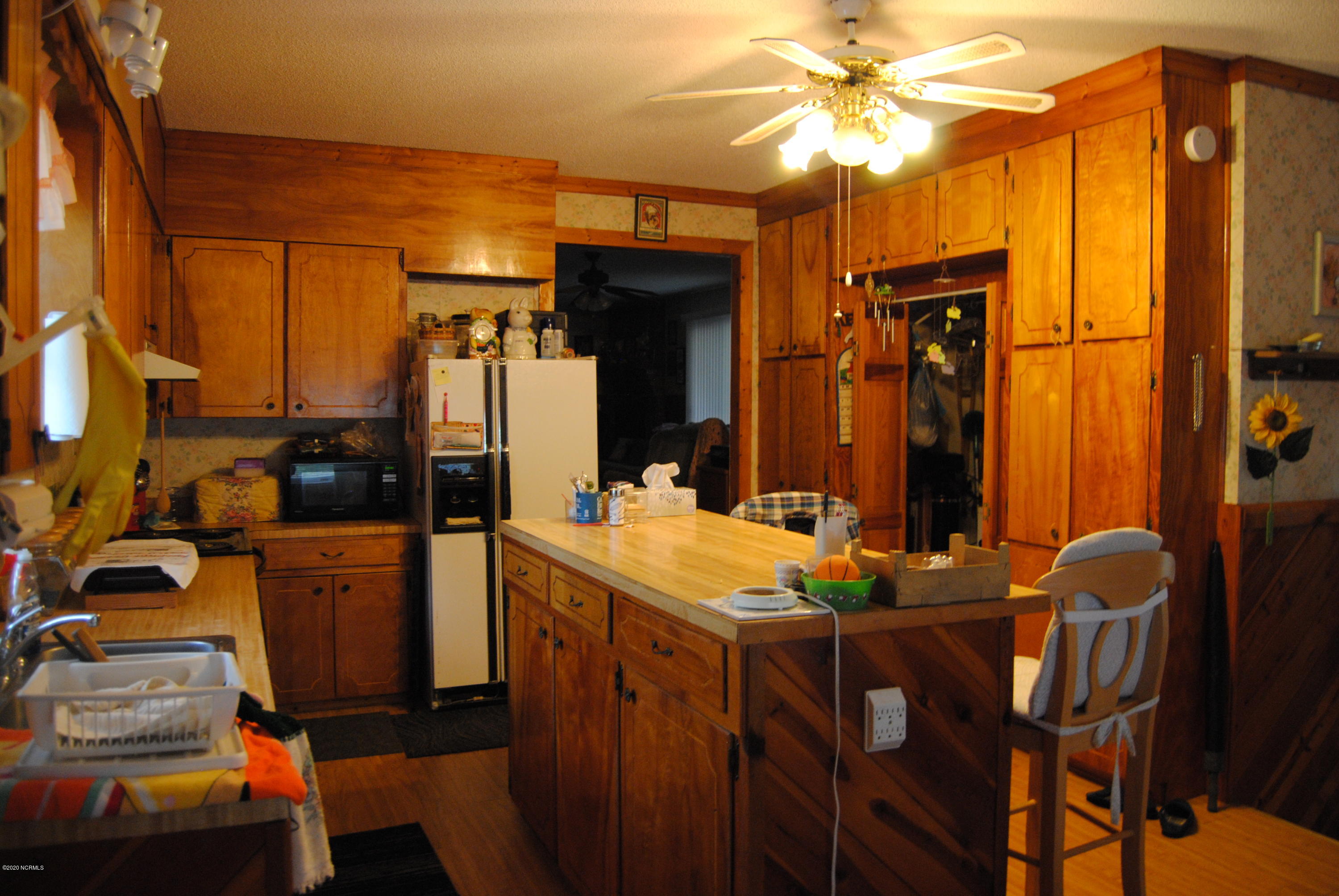 2164 East Boiling Spring Road Southport, NC 28461 - Photo 3 of 27 317DEB59-17C4-4D80-B3B2-BCD9B7A7018C