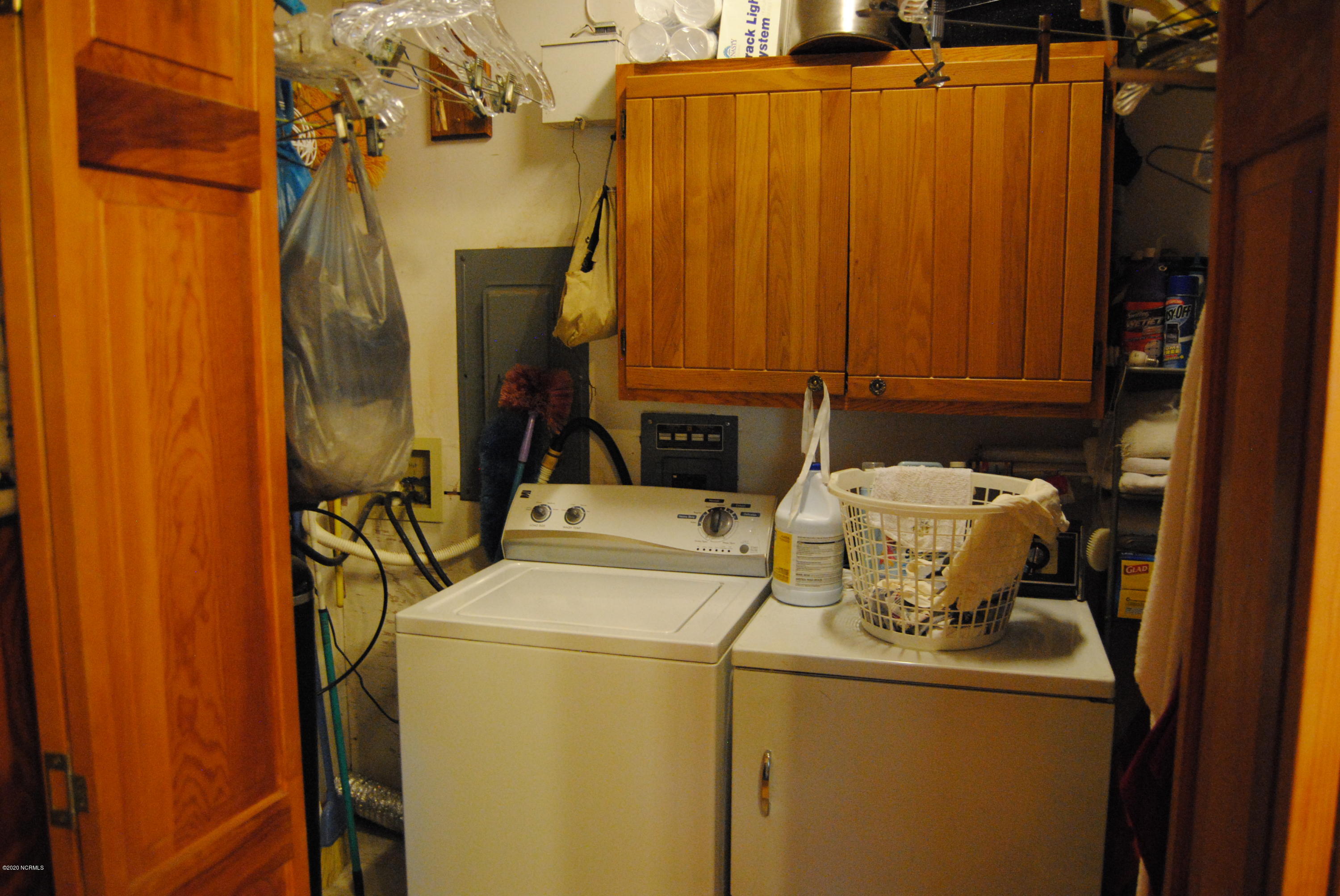 2164 East Boiling Spring Road Southport, NC 28461 - Photo 5 of 27 F6DBEAC3-DBE7-4A82-9E10-DFA3C4621192