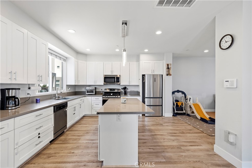 7960 Telegraph Road Downey, CA 90240 - Photo 18 of 59