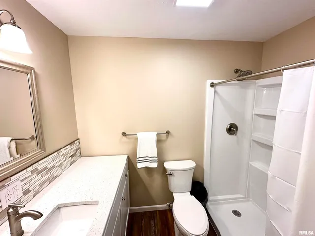 $217,900 | 1 Estate Drive, Centralia, IL 62801