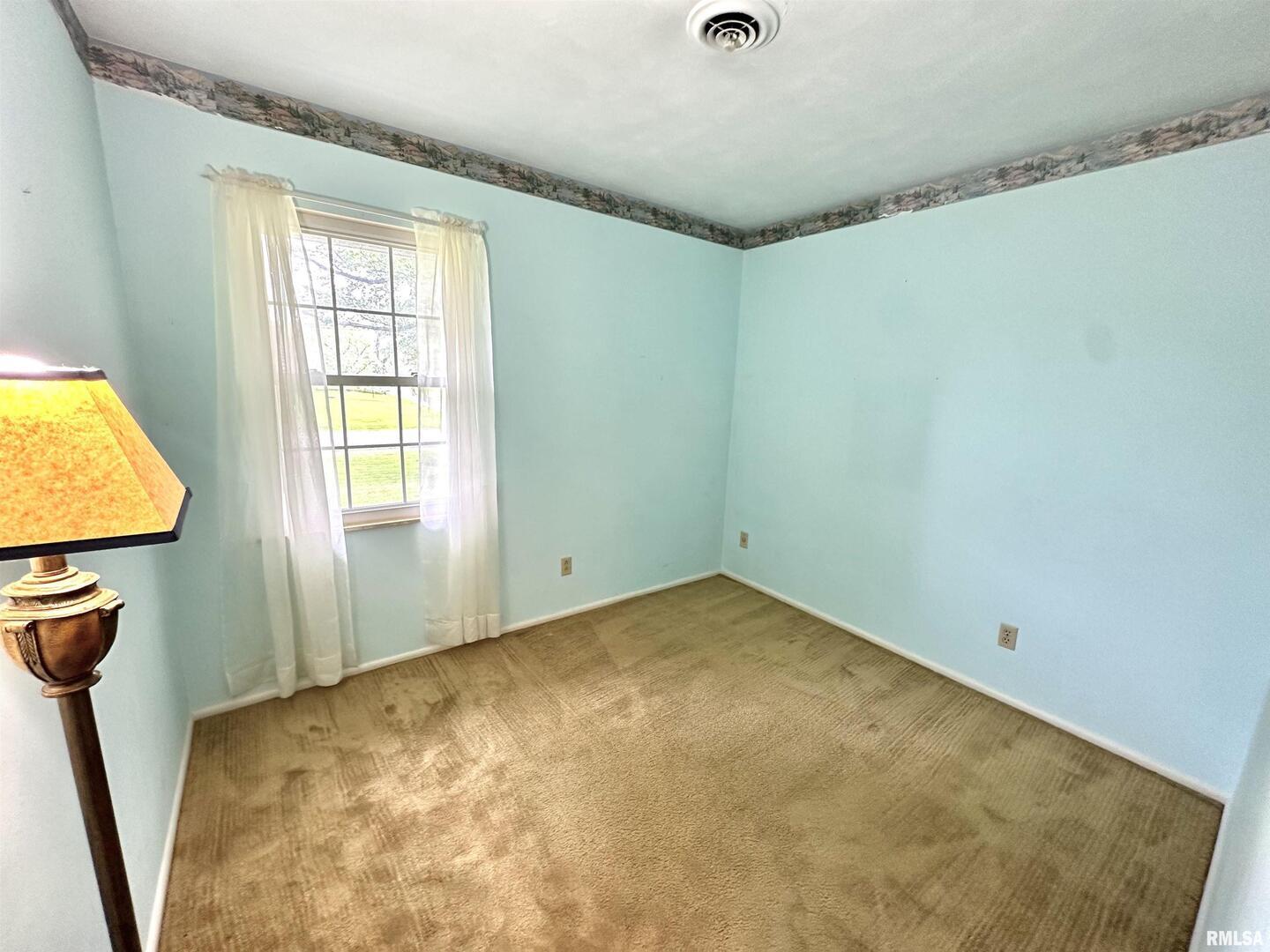 1 Estate Drive Centralia, IL 62801 - Photo 22 of 31