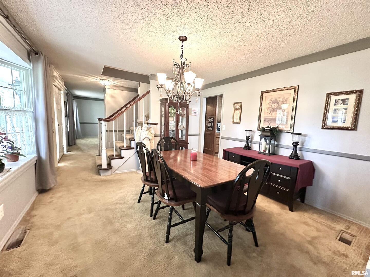 1 Estate Drive Centralia, IL 62801 - Photo 7 of 31