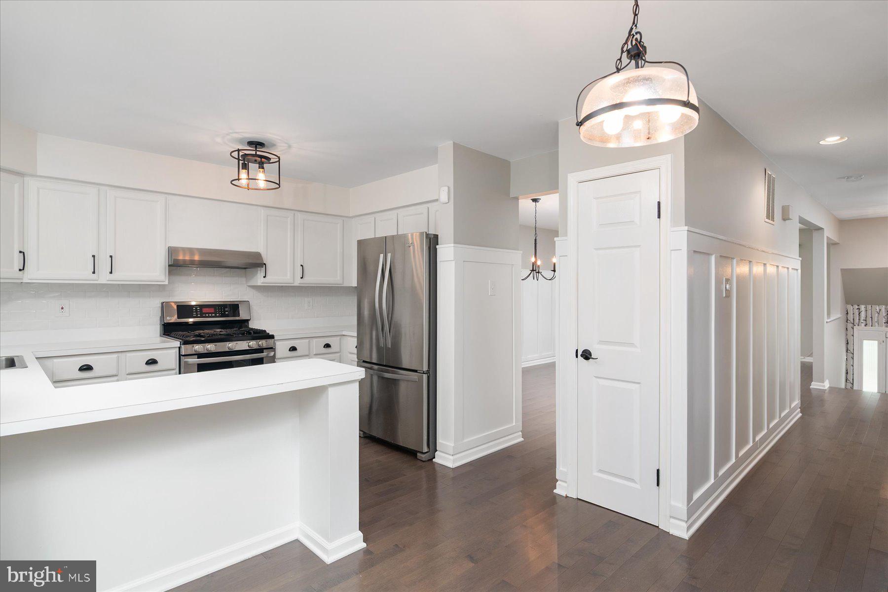 2441 Winding Ridge Road Odenton, MD 21113 - Photo 16 of 37 Kitchen