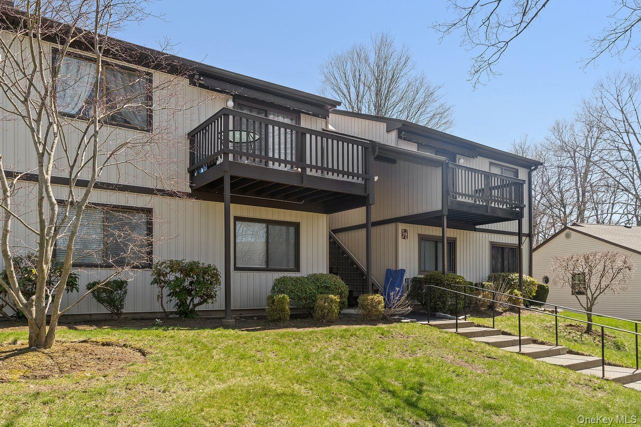 119 Village Road, Unit H Yorktown Heights, NY 10598 - Photo 2 of 32