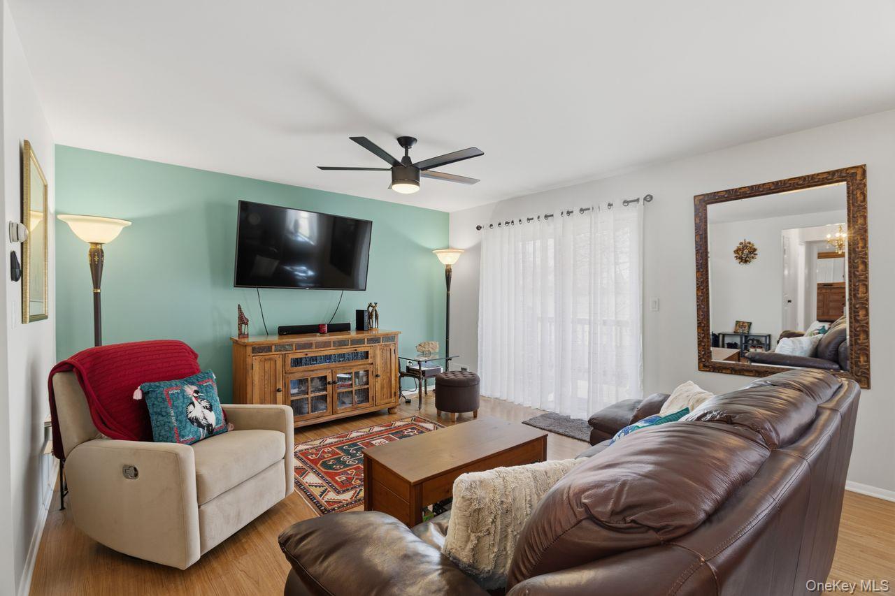 119 Village Road, Unit H Yorktown Heights, NY 10598 - Photo 4 of 32