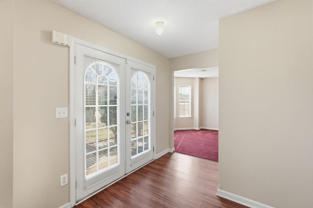 589 Wren Walk Stone Mountain, GA 30087 - Photo 3 of 21