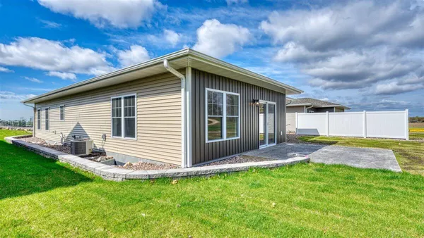 $439,900 | W7676 Castle Mound Road, Holmen, WI 54636