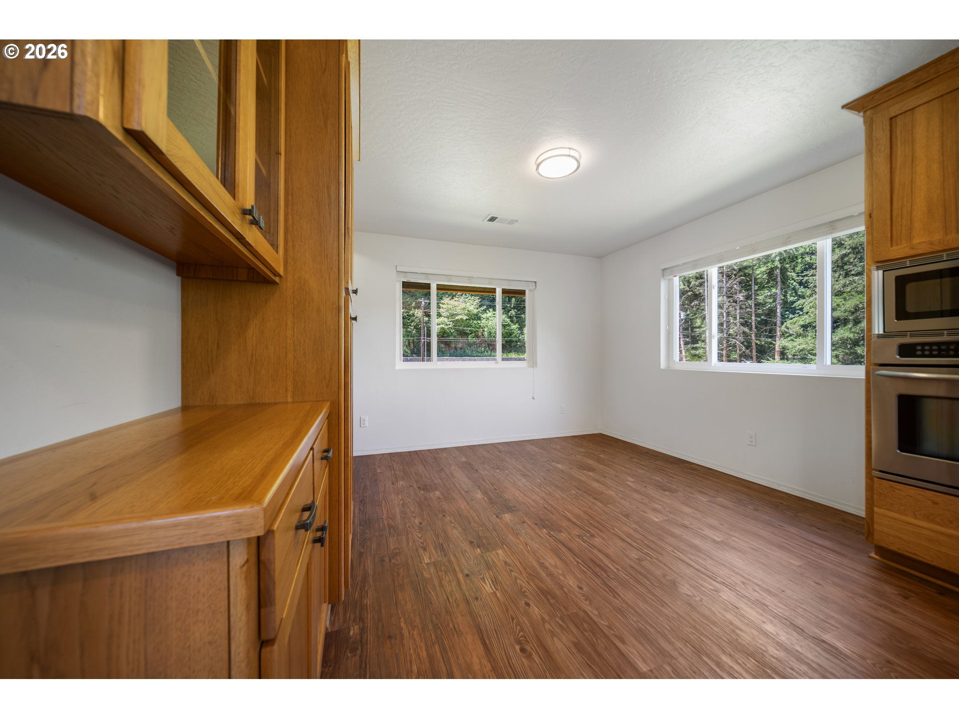 41459 Highway 38 Reedsport, OR 97467 - Photo 32 of 48 Dining Room