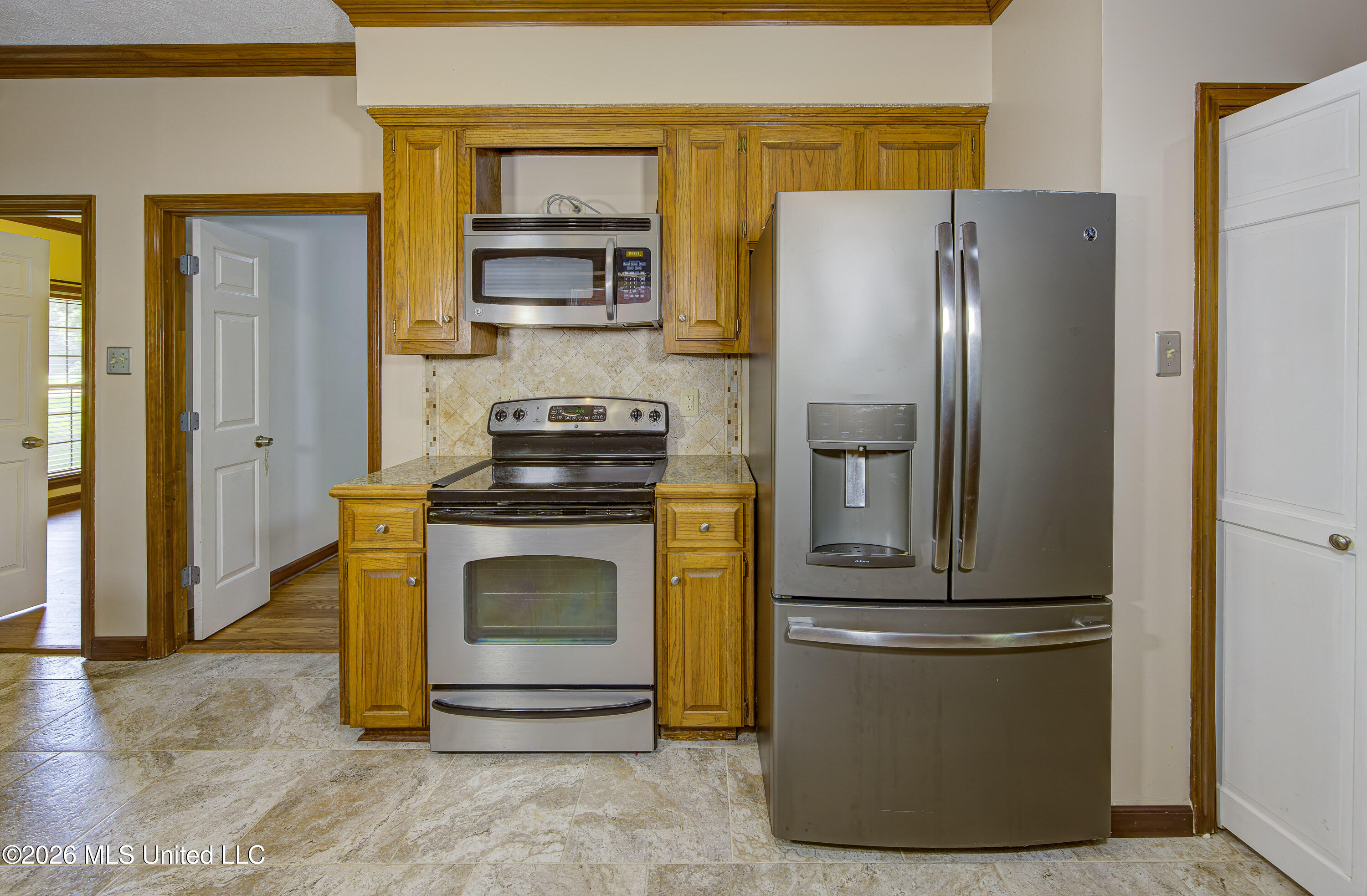 6003 Queens Point Vicksburg, MS 39180 - Photo 14 of 47 Kitchen 4