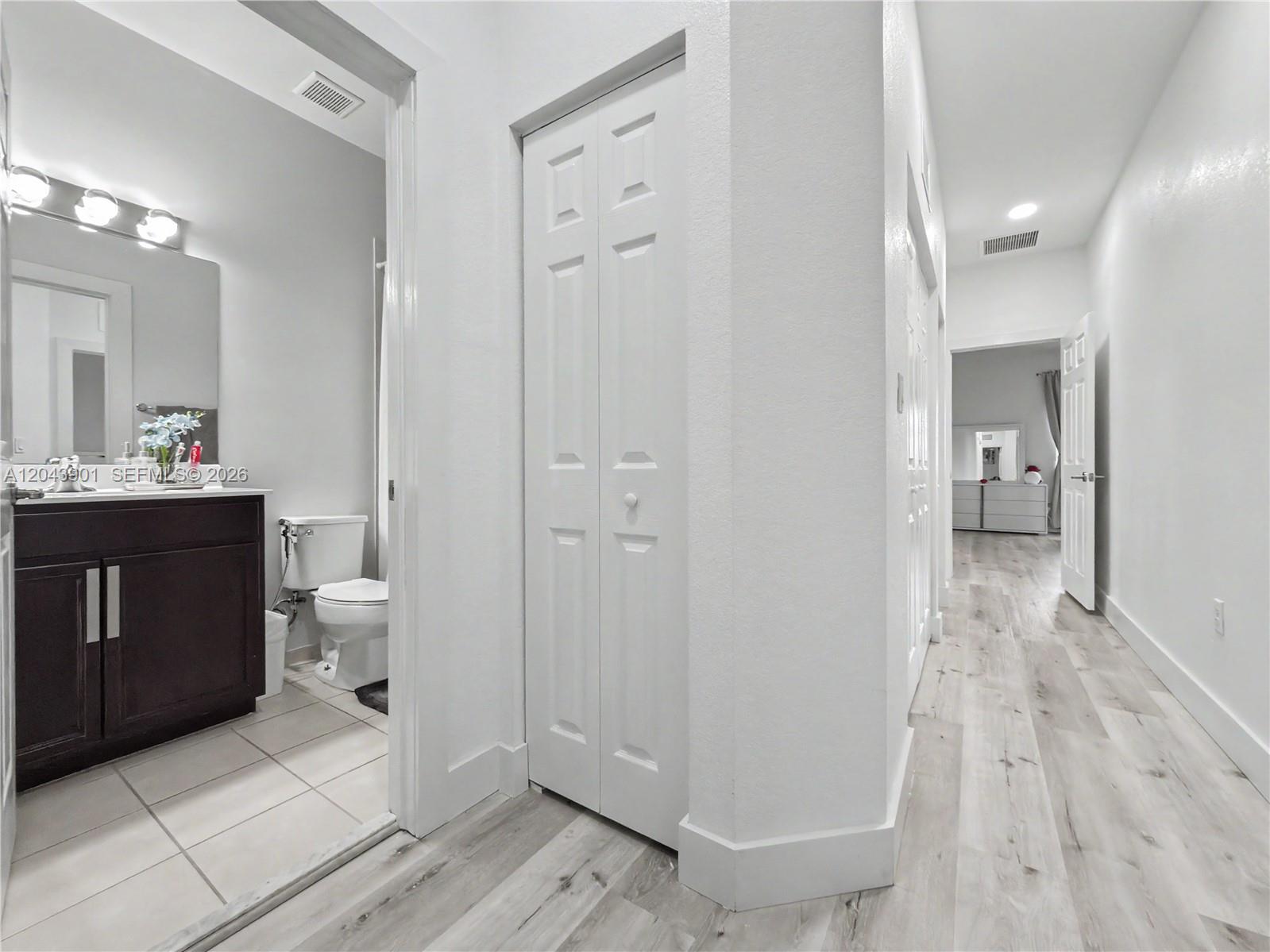 11611 Southwest 253rd Street Homestead, FL 33032 - Photo 27 of 40