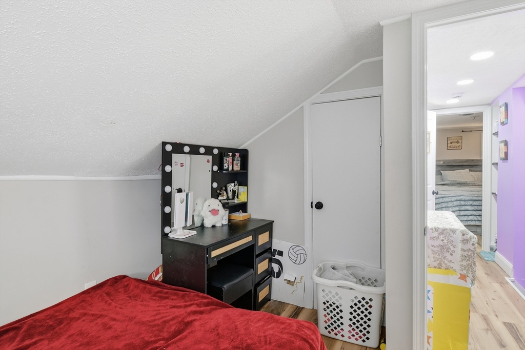 238 East Main Street Chicopee, MA 01020 - Photo 25 of 37