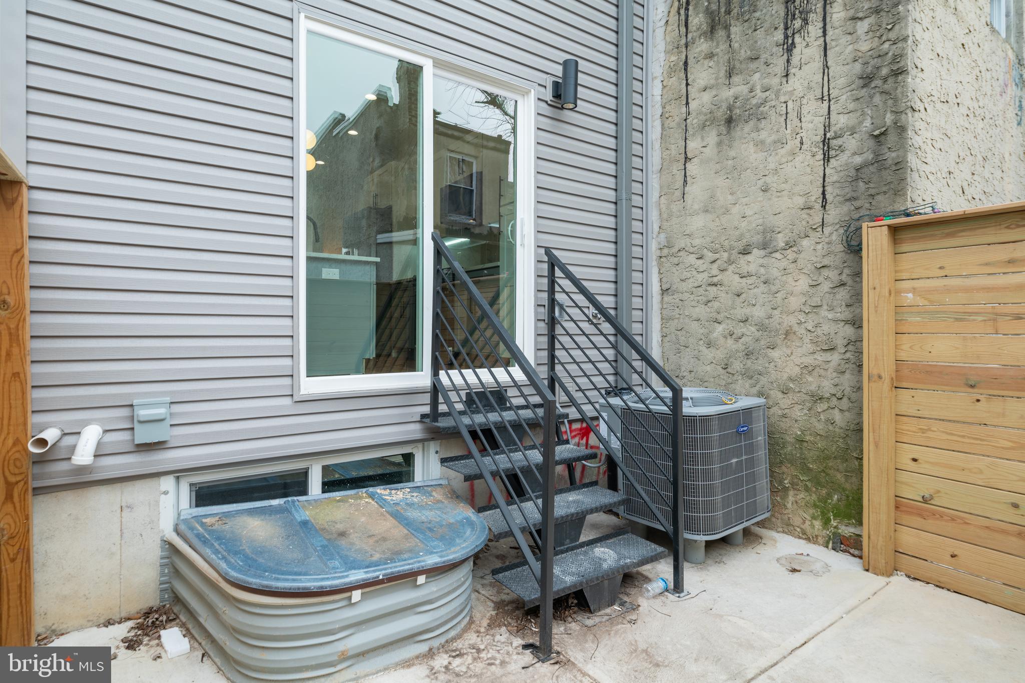 2344 North Mutter Philadelphia, PA 19133 - Photo 34 of 36