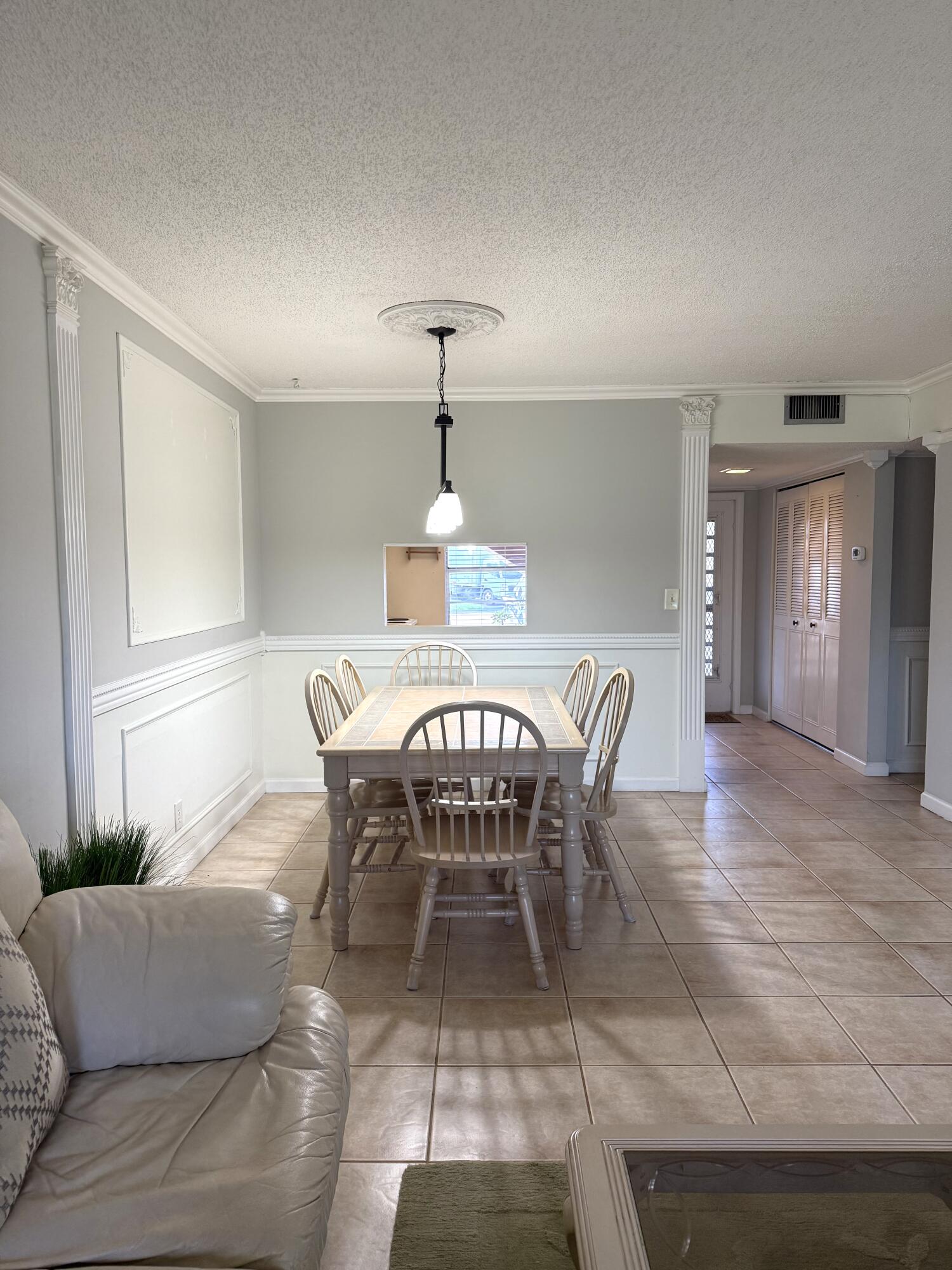 9272 Southwest 3rd Street, Unit 407 Boca Raton, FL 33428 - Photo 16 of 51 Dining Living