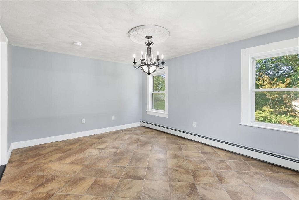 39 Garfield Avenue Woburn, MA 01801 - Photo 12 of 41