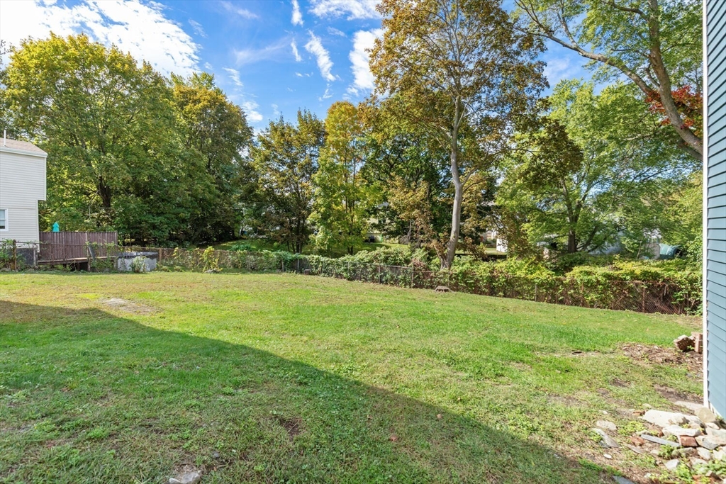 39 Garfield Avenue Woburn, MA 01801 - Photo 36 of 41