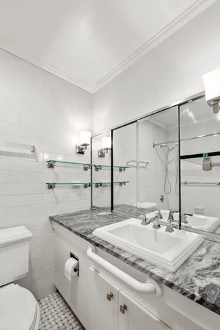 $3,800 | 50 Allerton Place, Unit B, Marblehead, MA 01945