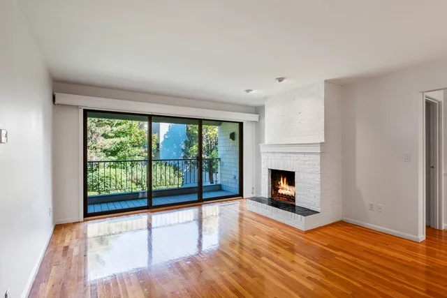 $3,800 | 50 Allerton Place, Unit B, Marblehead, MA 01945