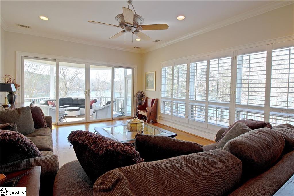 705 Sunpointe Court Seneca, SC 29672 - Photo 21 of 36 Gallery Image 21